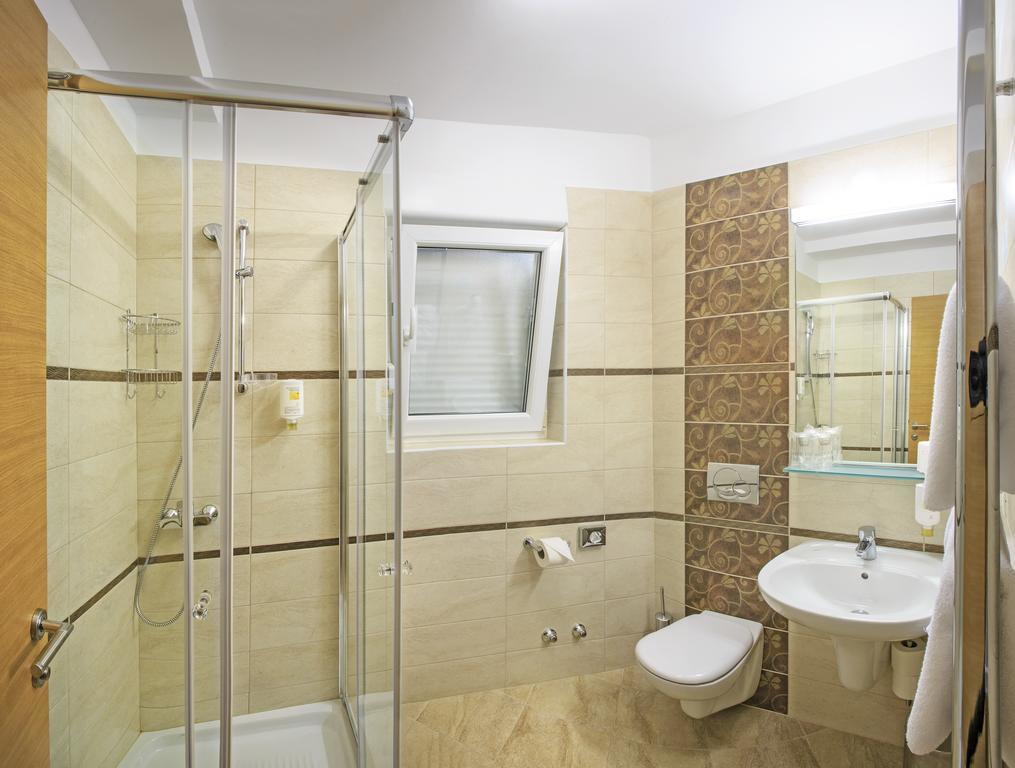 Hotel Villa Privileggio Mošćenička Draga エクステリア 写真